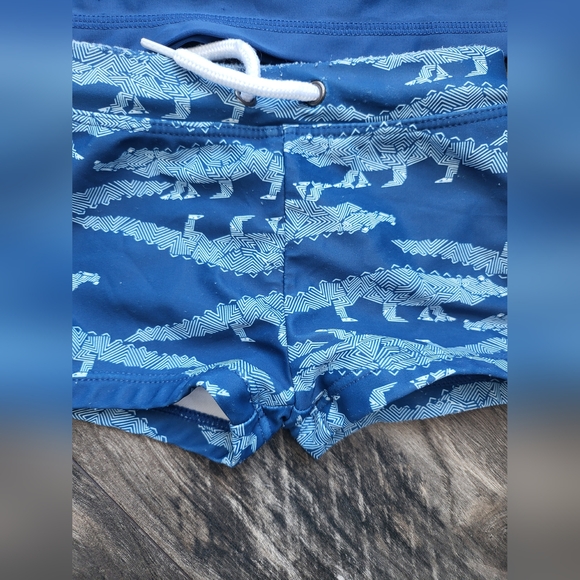 Carter's Rash Guard & Shorts - Picture 3 of 6